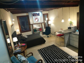  Studio Apartment San Marco 1825  Венеция